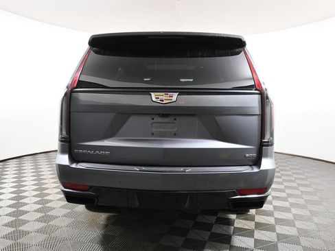 Used 2022 Cadillac Escalade Sport w/ Touring Package AWD/4WD image 10