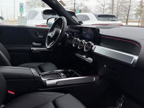 Used 2024 Mercedes-Benz EQB 300 EQB 300 w/ Winter Package image 32