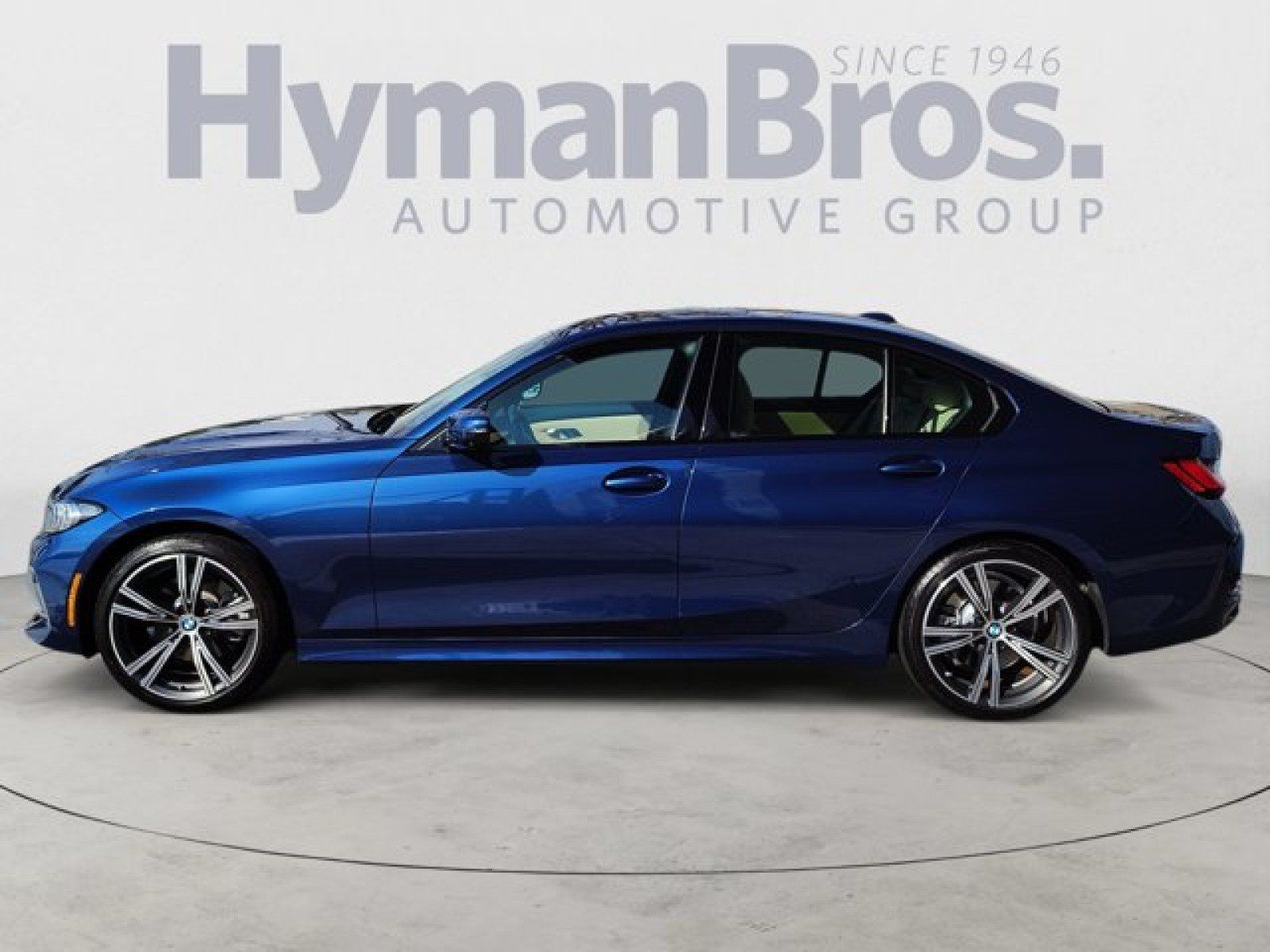 Used 2023 BMW 330i Sedan w/ Parking Assistance Package RWD image 6