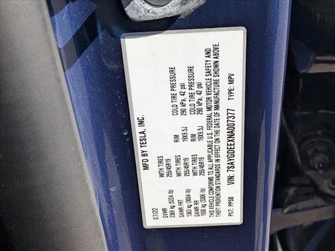 Used 2022 Tesla Model Y Long Range AWD/4WD image 26