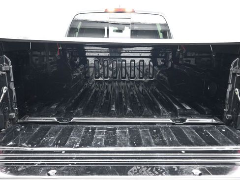 Used 2023 Nissan Frontier PRO-4X w/ Technology Package image 48