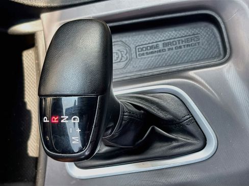 Used 2023 Dodge Charger SXT RWD image 16