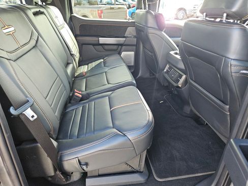 Used 2024 Ford F250 Platinum image 26