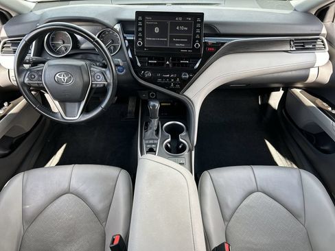 Used 2022 Toyota Camry XLE FWD image 20