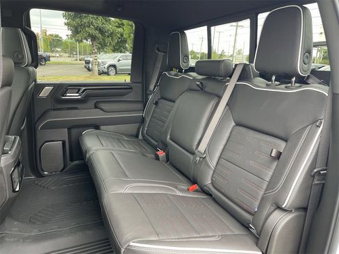 New 2025 GMC Sierra 2500 AT4X w/ AT4X AEV Edition image 26