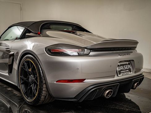 Certified 2025 Porsche 718 Boxster Spyder RS image 37