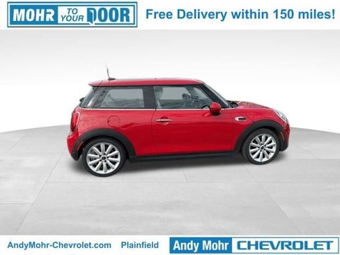 Used 2019 MINI Cooper 2-Door Hardtop w/ Signature Upholstery Package image 6