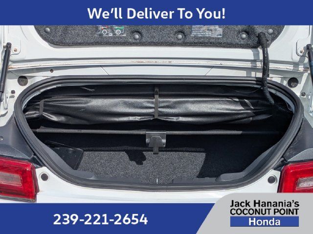 Used 2015 Chevrolet Camaro LT RWD image 12