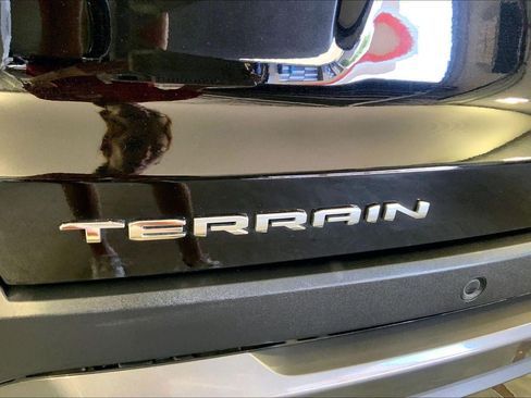 Used 2026 GMC Terrain Elevation FWD image 8