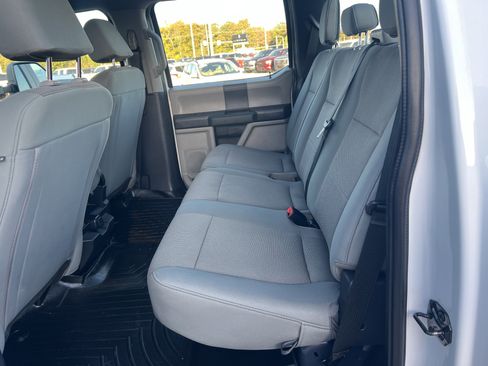 Used 2022 Ford F250 XL w/ Power Equipment Group image 21