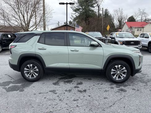 New 2026 Chevrolet Equinox LT image 10