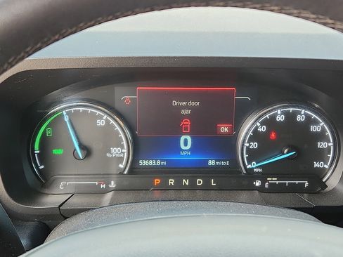 Used 2023 Ford Maverick Lariat w/ Lariat Luxury Package image 16