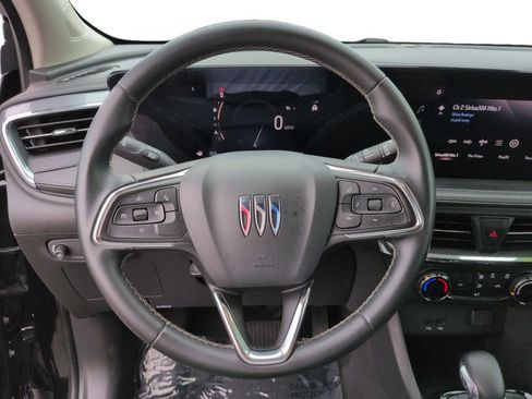 Used 2025 Buick Encore GX Preferred FWD image 12