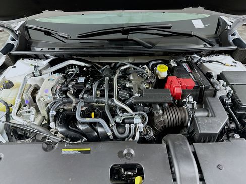 Used 2025 Nissan Sentra SV image 30