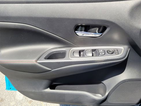 New 2025 Nissan Versa SR w/ Trunk Package image 24