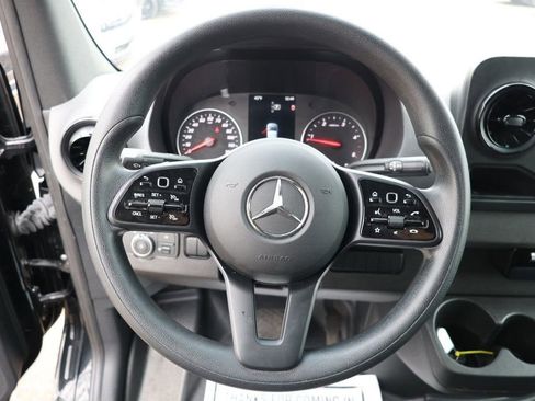 Used 2024 Mercedes-Benz Sprinter 2500 w/ Acoustic Package image 12