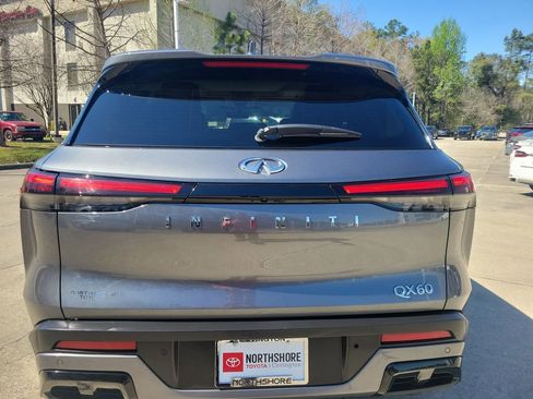 Used 2024 INFINITI QX60 Luxe w/ Performance Audio Package image 4