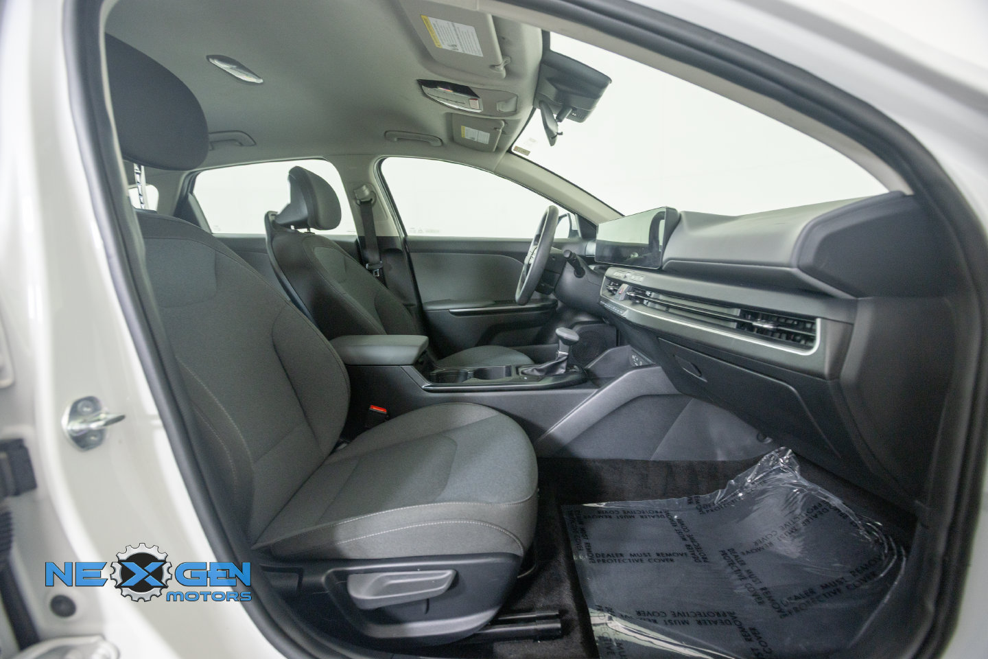 Used 2025 Kia K4 FWD image 8