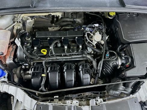 Used 2016 Ford Focus SE w/ Equipment Group 201A image 30