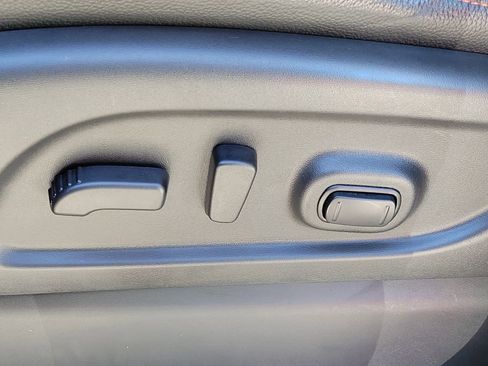 Certified 2020 Nissan Titan PRO-4X w/ Pro-4x Convenience Package image 30