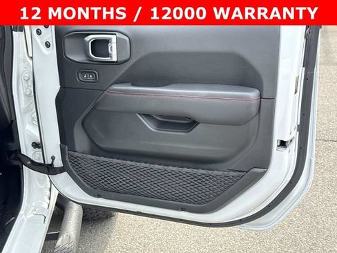 Used 2020 Jeep Wrangler Unlimited Rubicon w/ Dual Top Group AWD/4WD image 8