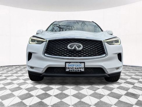 Used 2019 INFINITI QX50 Luxe w/ Navigation Package AWD/4WD image 18