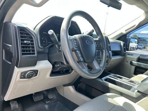 Used 2016 Ford F150 XL w/ Equipment Group 101A Mid AWD/4WD image 9