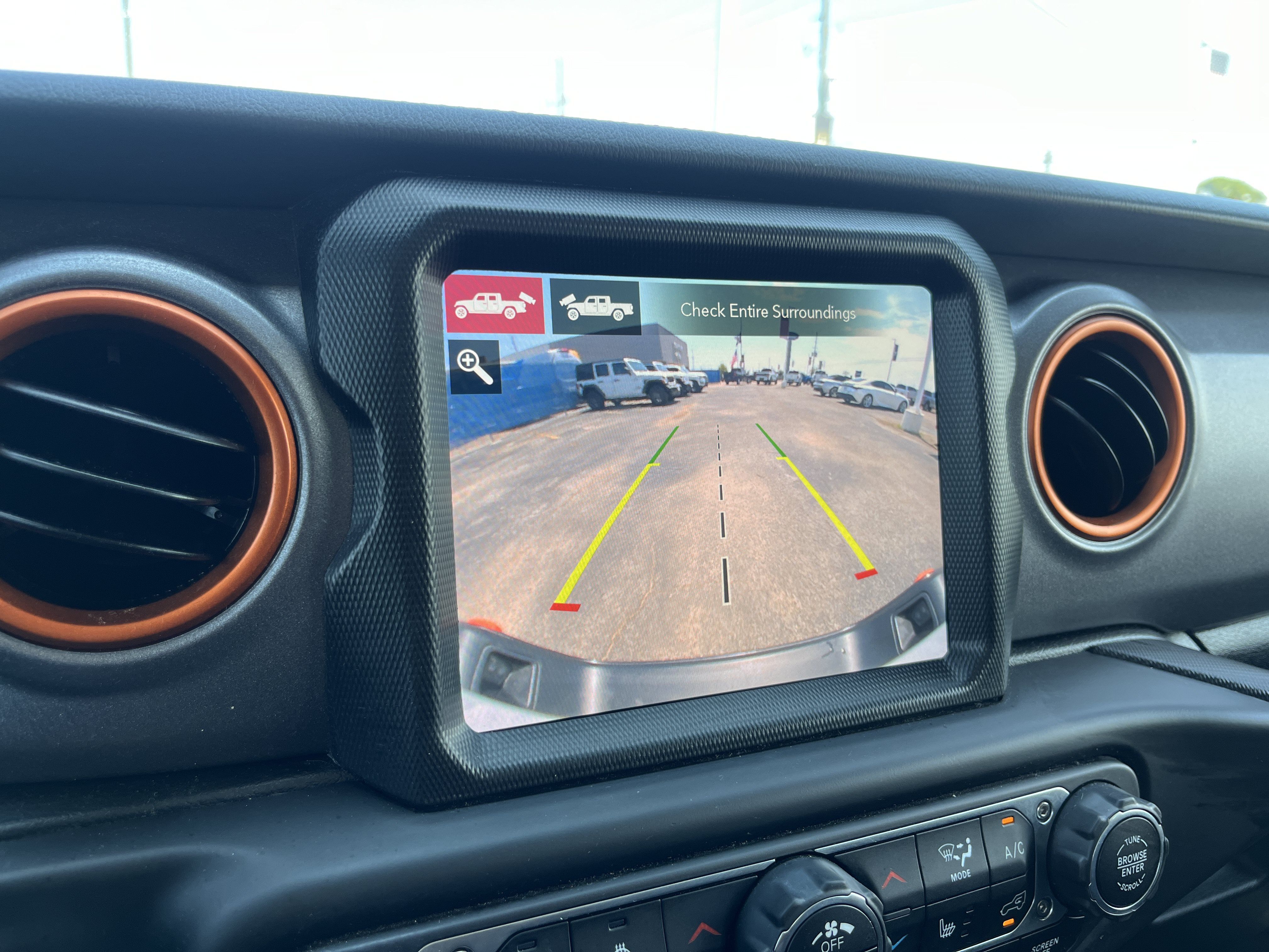 Used 2023 Jeep Gladiator Mojave w/ LED Lighting Group AWD/4WD image 24