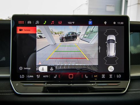 New 2026 Volkswagen Tiguan SE FWD image 41