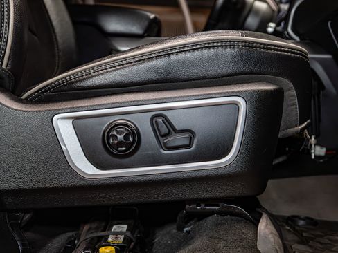 Used 2021 RAM 1500 Laramie w/ Sport Appearance Package AWD/4WD image 26