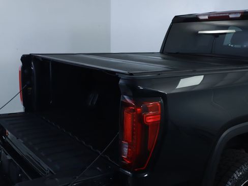 Used 2021 GMC Sierra 1500 AT4 image 16