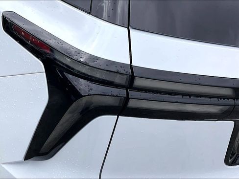 New 2026 Chevrolet Traverse High Country w/ LPO, Floor Liner Package FWD image 14