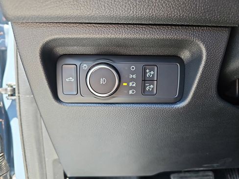 Used 2025 Ford Ranger Lariat w/ FX4 Off-Road Package AWD/4WD image 28