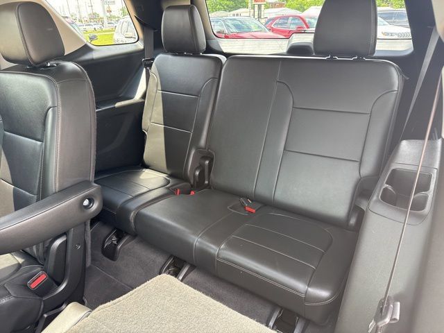 Used 2020 Chevrolet Traverse Premier w/ Redline Edition AWD/4WD image 24