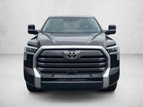 Used 2023 Toyota Tundra Limited image 2