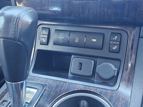 Used 2015 Chevrolet Traverse LT AWD/4WD image 31