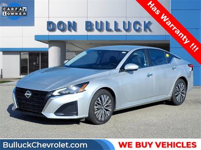 Used 2023 Nissan Altima 2.5 SV
