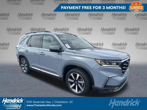 Certified 2024 Honda Pilot Touring image 1