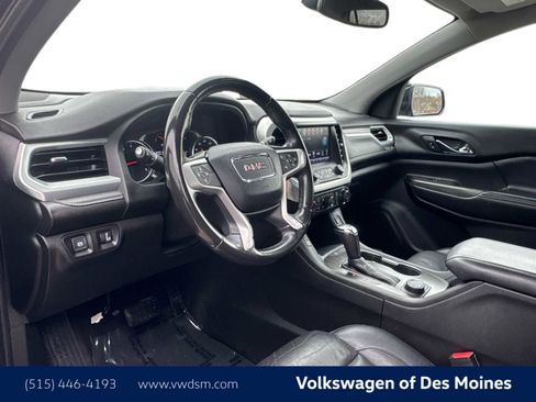 Used 2018 GMC Acadia SLT image 2