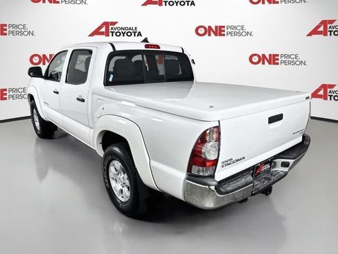 Used 2015 Toyota Tacoma PreRunner w/ TRD Off-Road Package RWD image 5