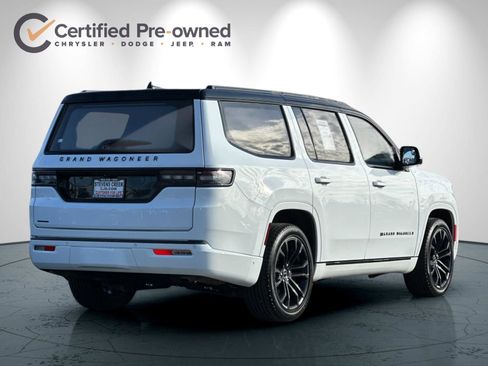 Certified 2022 Jeep Grand Wagoneer Series II image 4