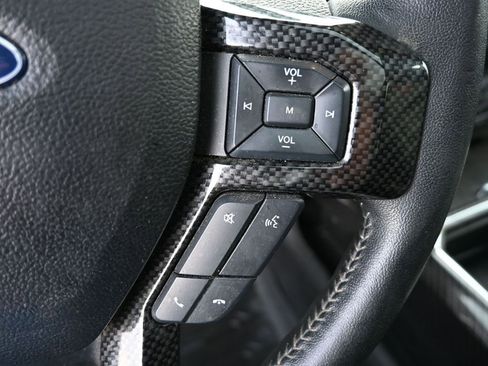 Used 2021 Ford F250 Lariat w/ Lariat Ultimate Package AWD/4WD image 22