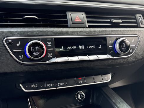 Used 2017 Audi A4 2.0T Prestige w/ Prestige Package FWD image 23