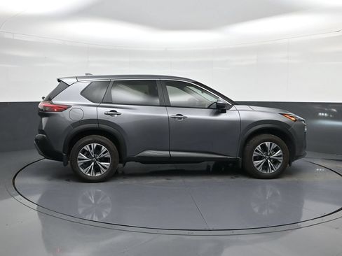 Used 2023 Nissan Rogue SV FWD image 8