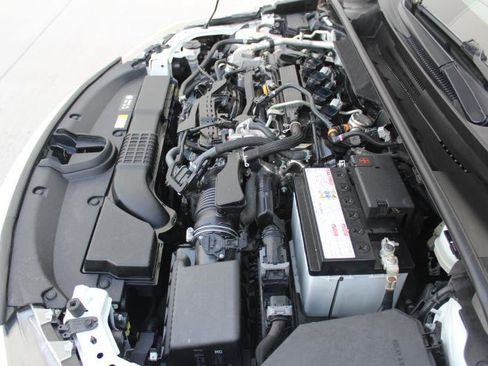 Used 2021 Toyota Corolla SE FWD image 43