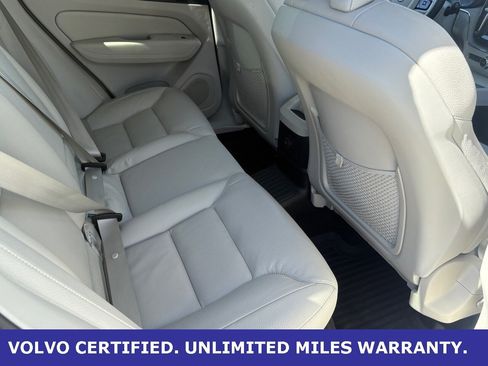 Certified 2023 Volvo XC60 T8 Plus w/ Climate Package image 32