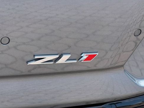 Used 2022 Chevrolet Camaro ZL1 RWD image 10