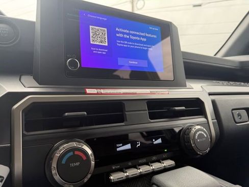 Used 2025 Toyota Tacoma SR5 image 10