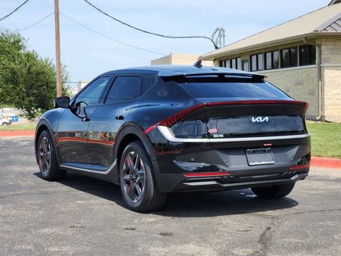 New 2025 Kia EV6 Light w/ Light LR Technology Package image 6