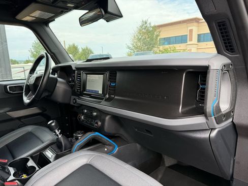 Used 2022 Ford Bronco Black Diamond AWD/4WD image 29